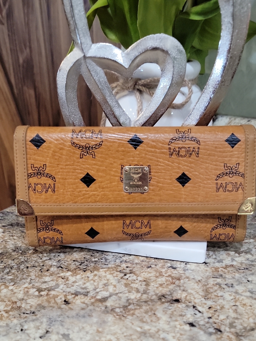 MCM TRI-FOLD LONG WALLET - Picture 2 of 7